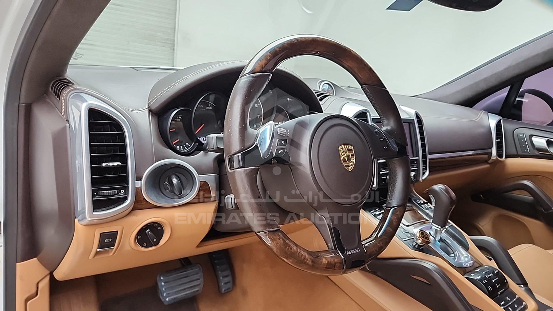 2013 PORSCHE CAYENNE GTS VIN: WP1ZZZ92ZDLA45314