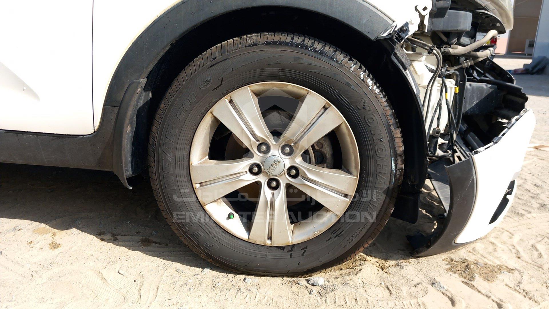 2014 KIA SPORTAGE VIN: KNAPB8128E7485491