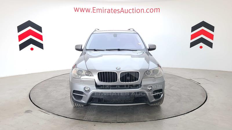 WBAZV4102DL926884 Auction: EmiratesAuction Lot: 409005 WBAZV4102DL926884 BMW X5 2013 GREY Photo 1