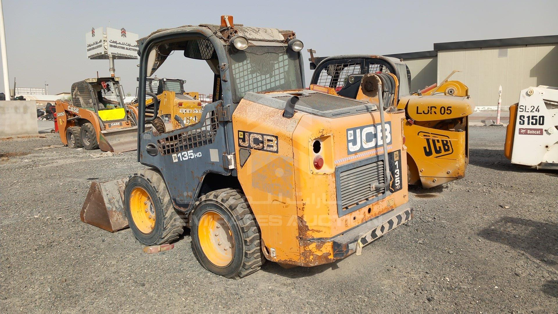 2017 JCB 135HD VIN: HAR135WSE02431981