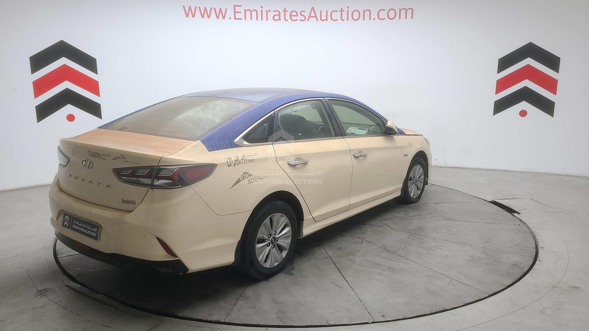 2019 HYUNDAI SONATA HYBRID VIN: KMHE24132KA093094