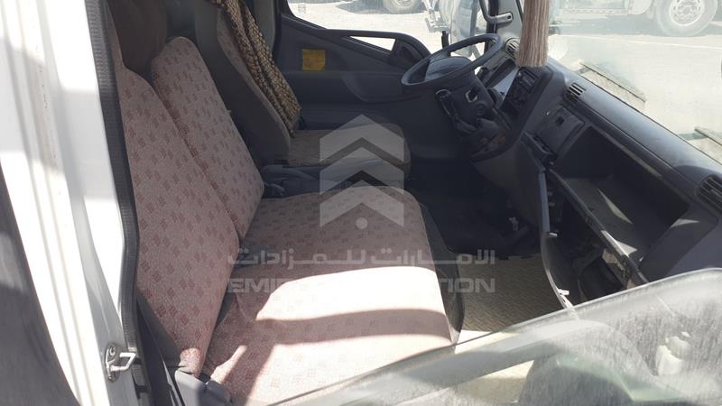 JL7B6C2P4FK002787 Auction: EmiratesAuction Lot: 408813 JL7B6C2P4FK002787 Mitsubishi Canter 2015 WHITE Photo 17