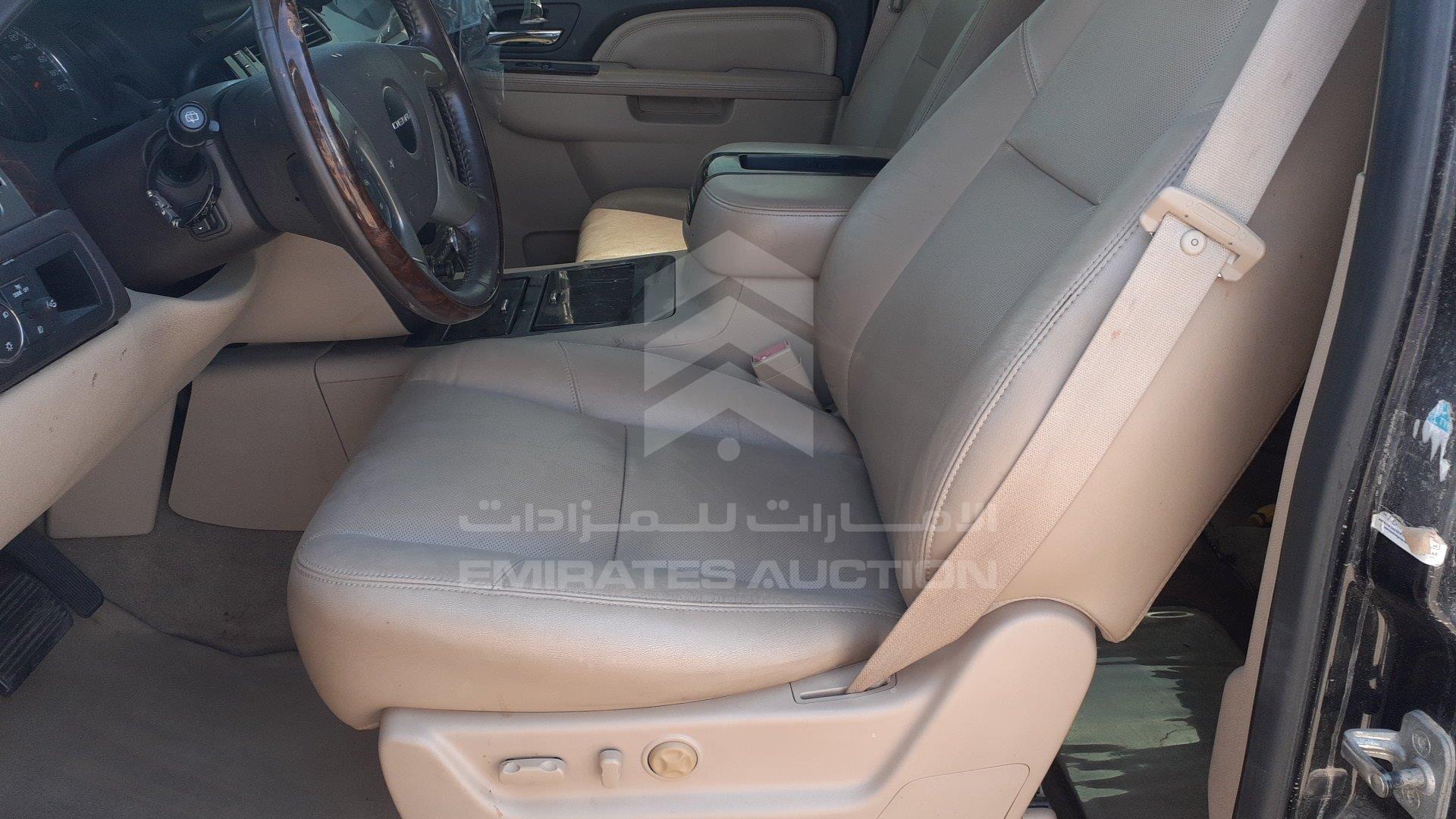 1GKS27EF8CR172113 - 2012 GMC Yukon - #355113