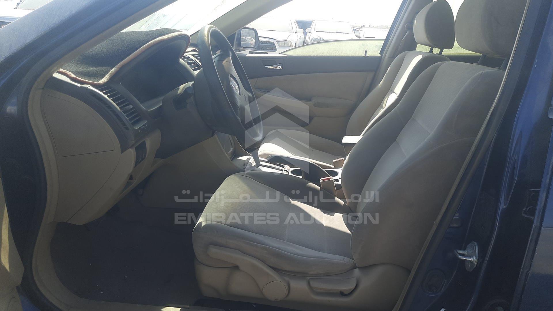 2005 HONDA ACCORD VIN: JHMCM565X5C413551