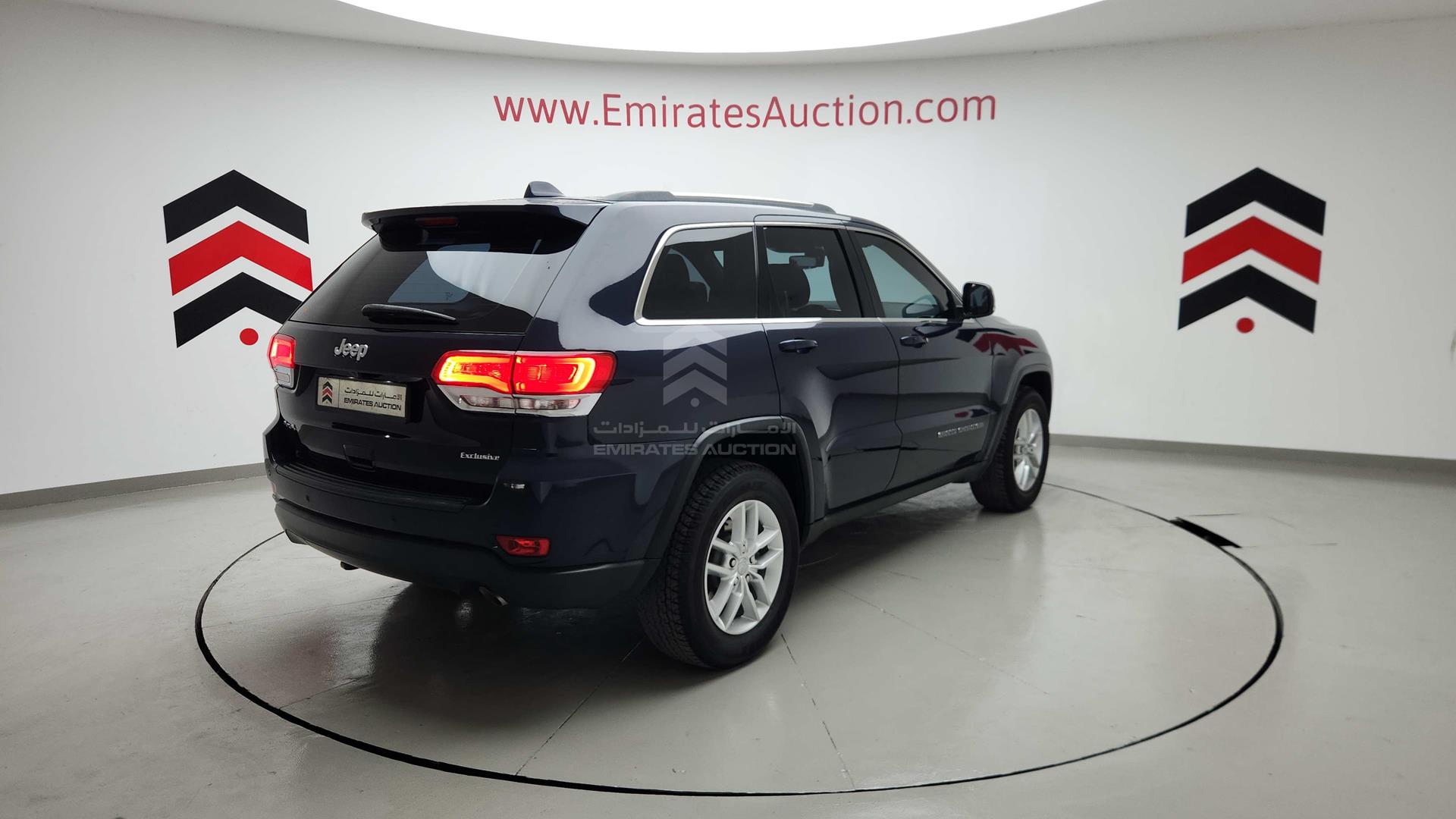 2017 JEEP GRAND CHEROKEE VIN: 1C4RJFAG4HC614109