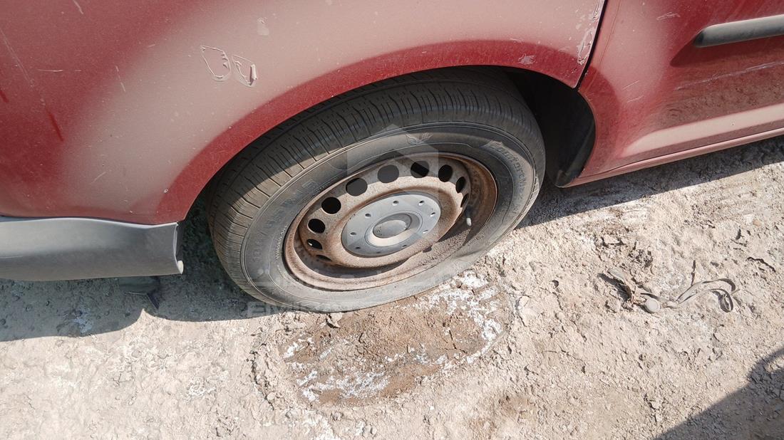 2005 Volkswagen Caddy - Scrap without document — Rear Right Tyre — Photo 15