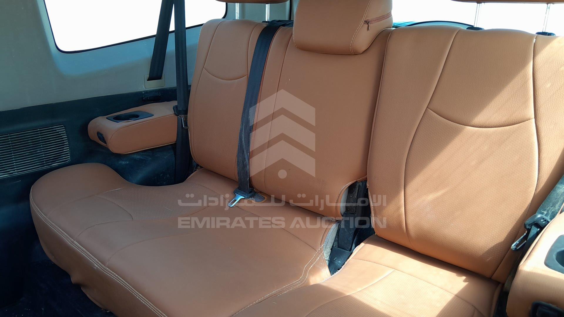 2010 MITSUBISHI PAJERO VIN: JMYMRV85WAJ701504