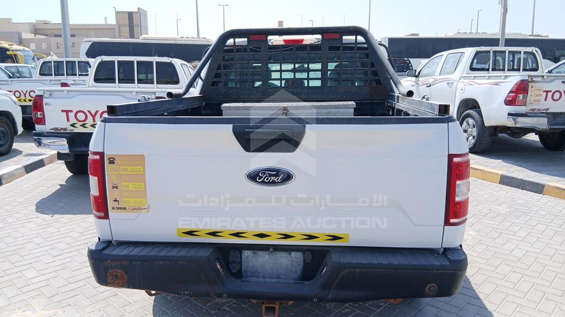 فورد اف 150 2019 — الزاوية الخلفية — صورة 8