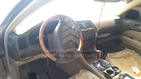 Lexus LS400 1999 JT8BH28F6X0159636 Image 6