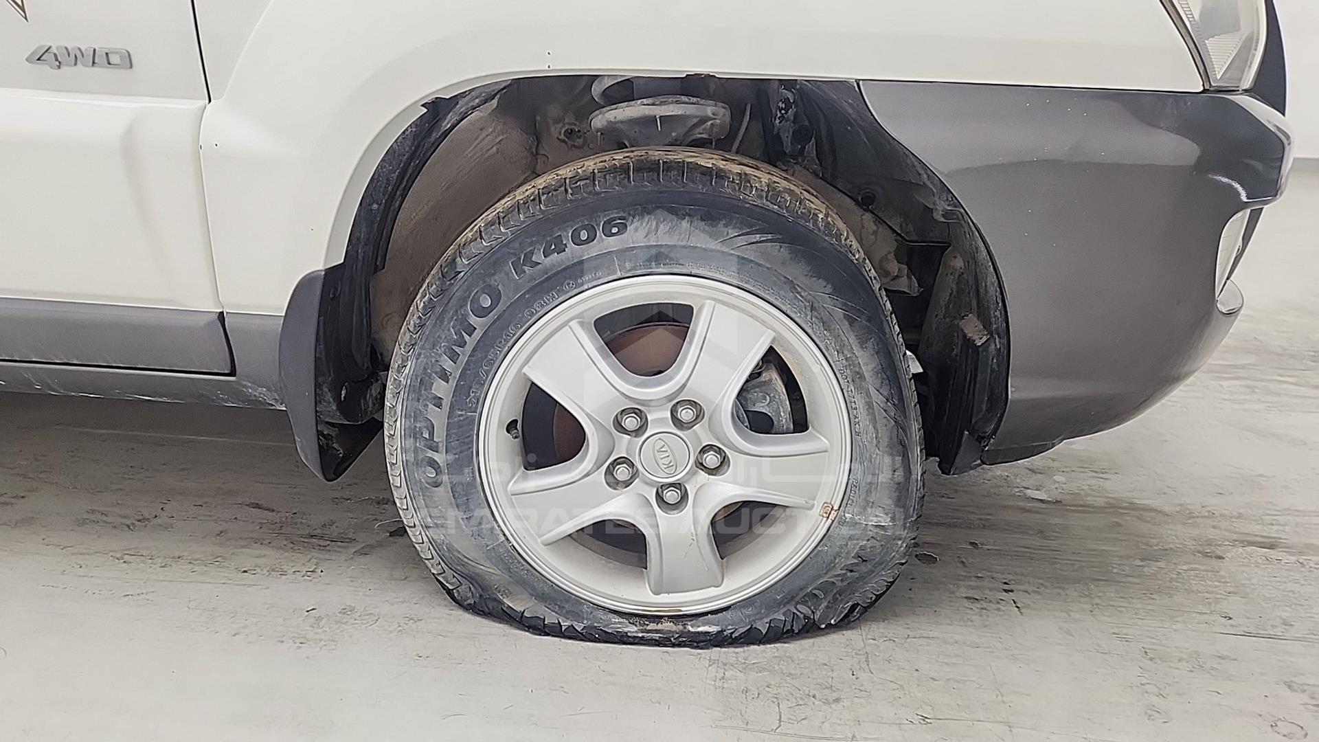 2007 KIA SPORTAGE VIN: KNAJE552277327222