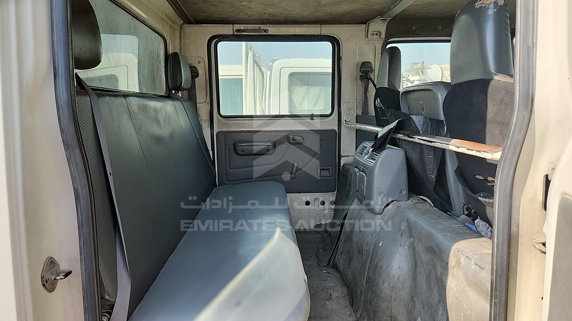 2014 HINO 300 VIN: JHHMCK3H3EK008186