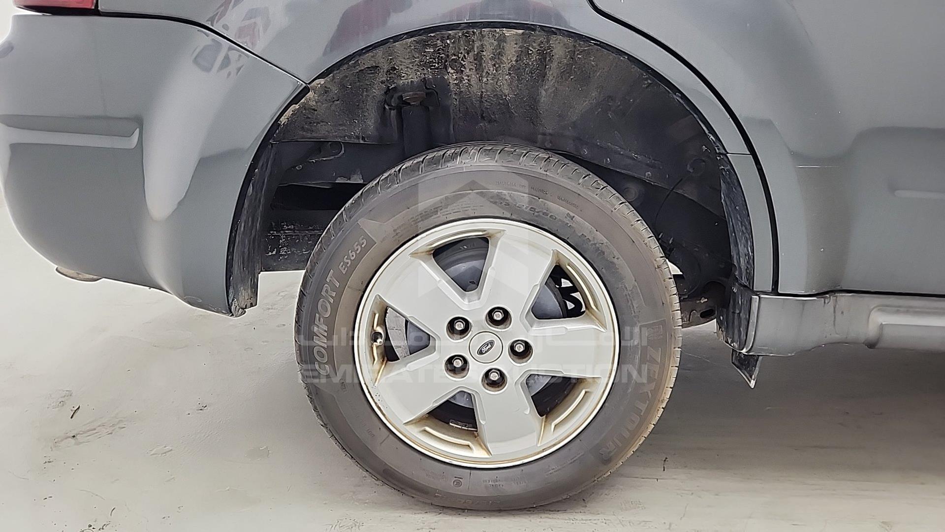 2009 FORD ESCAPE VIN: 1FMCU92G39KA23060