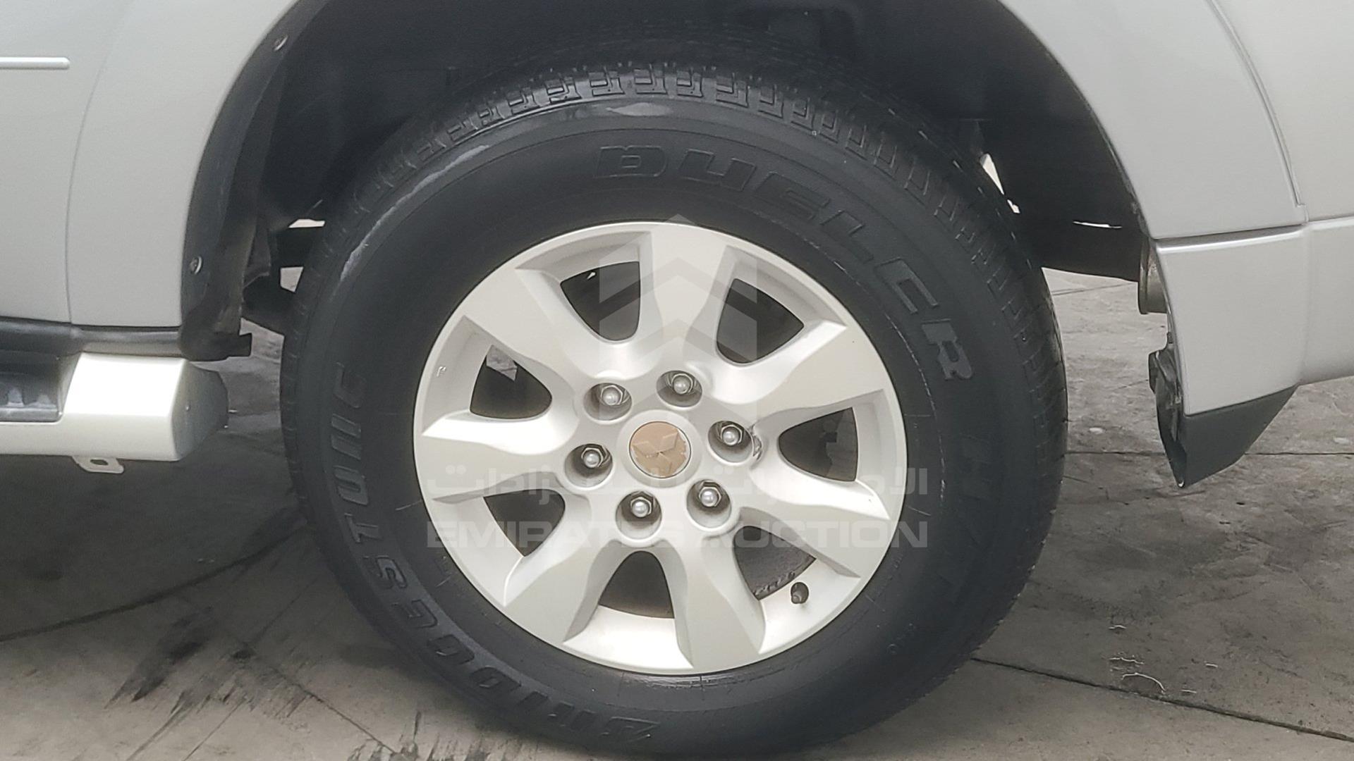 2011 MITSUBISHI PAJERO VIN: JMYLRV95WBJ704959