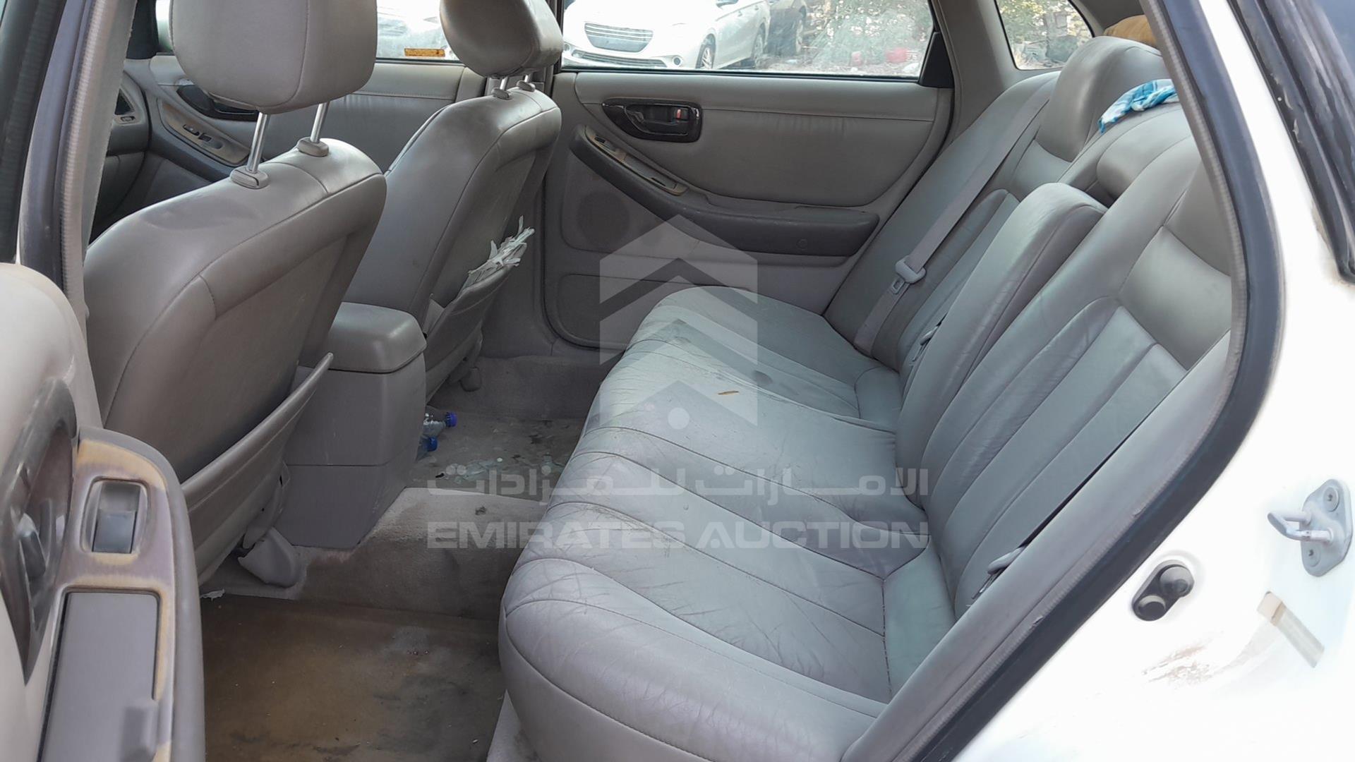1998 TOYOTA AVALON VIN: 4T1BF18B6WU221800