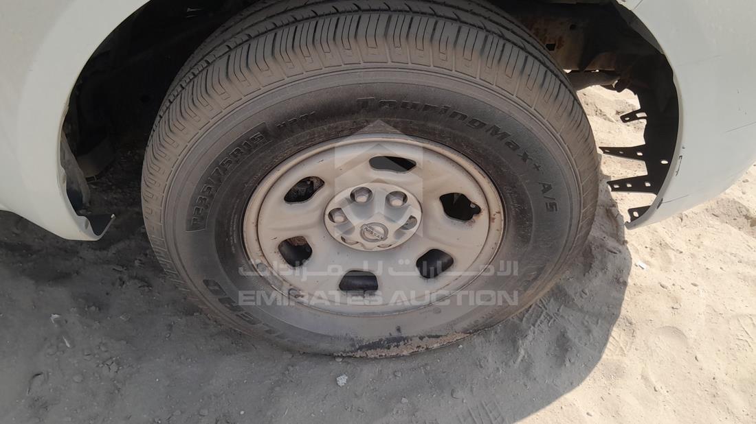 2015 Nissan Frontier — Front Right Tyre — Photo 29