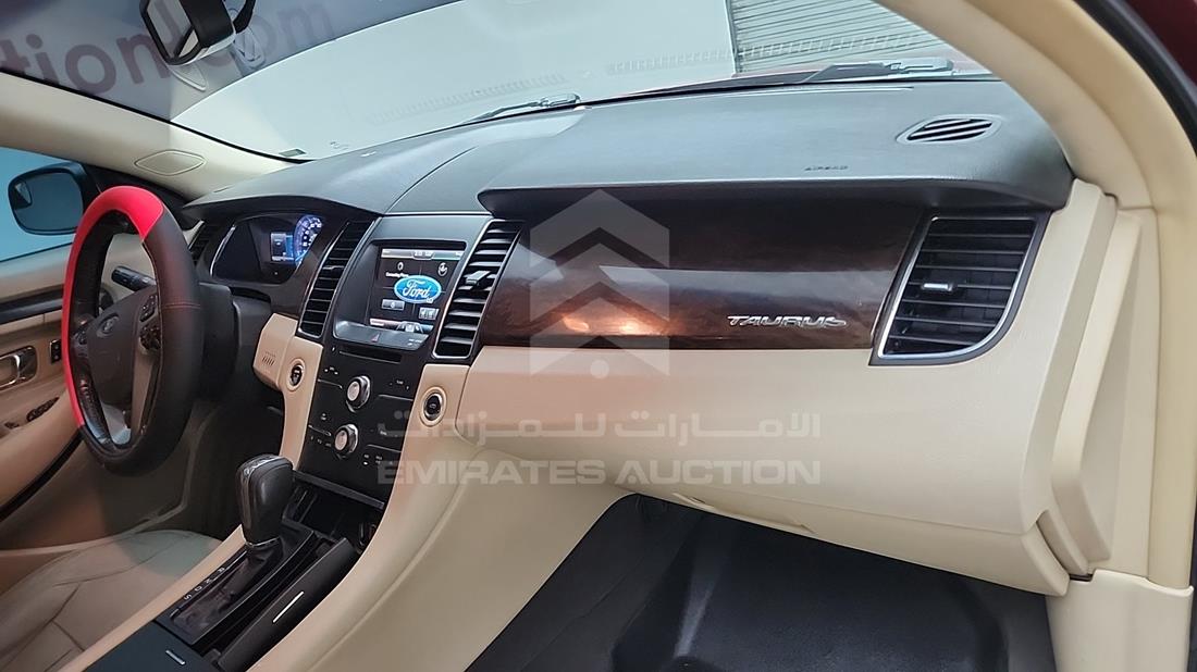 2015 Ford Taurus — Front Right Passenger Dashboard View — Photo 25