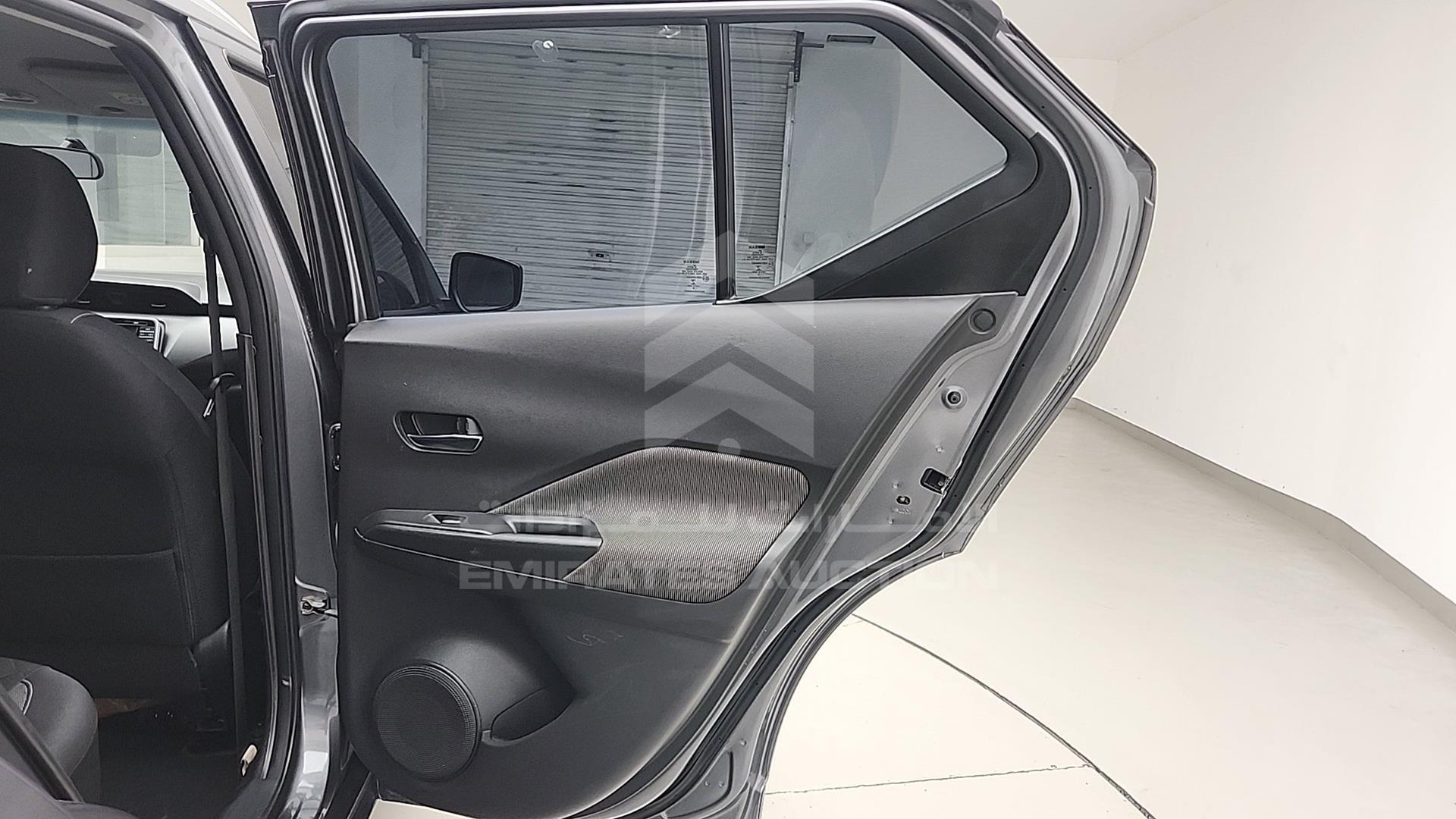2018 NISSAN KICKS VIN: 3N1CP5C94JL502324