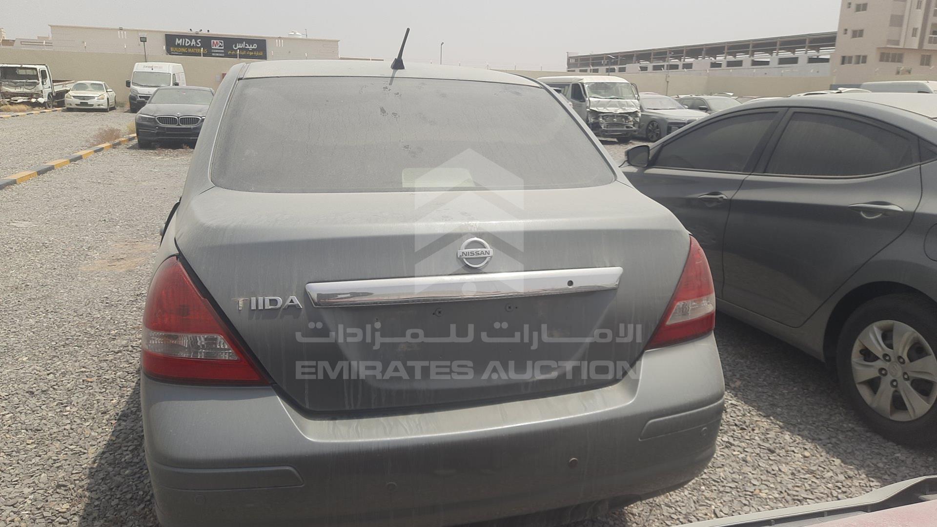 2011 NISSAN TIIDA VIN: 3N1BC1A76BL388023