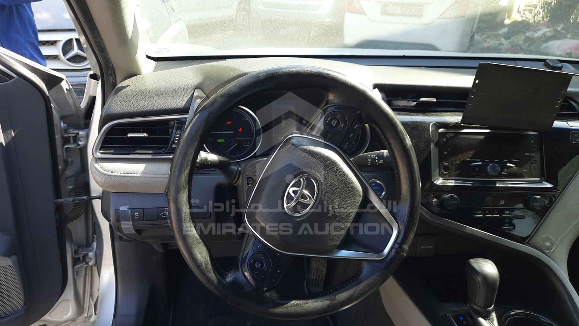 2019 TOYOTA CAMRY VIN: JTNB29HK4K3027180
