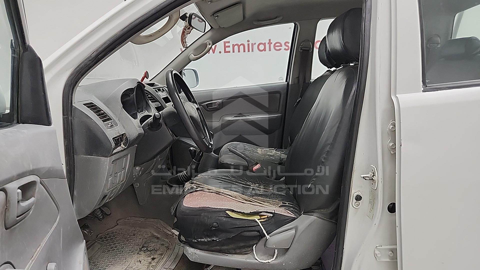 2008 TOYOTA HILUX VIN: MR0FX22G081308949