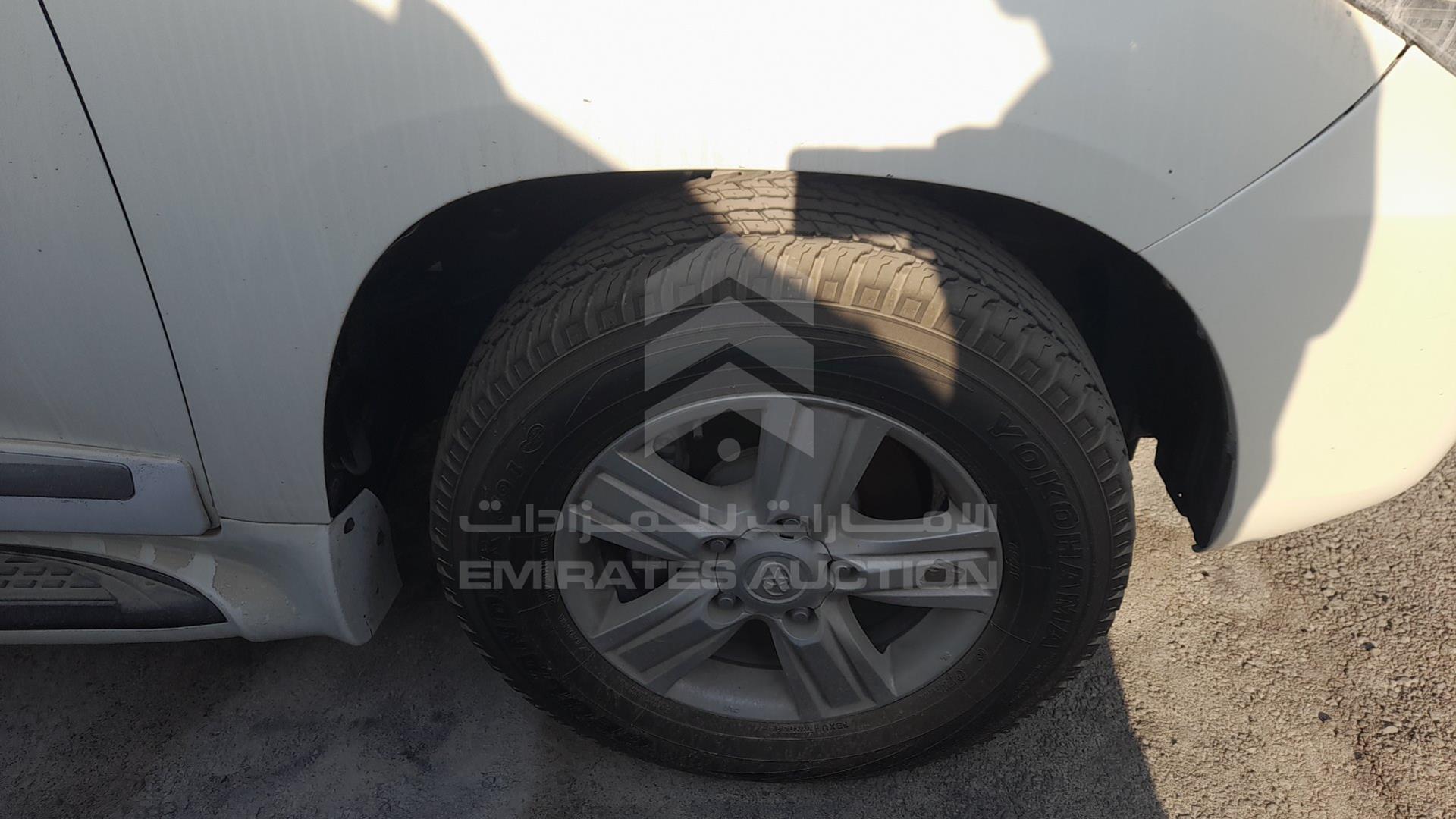2014 TOYOTA LAND CRUISER VIN: JTMDU09J2E4094514