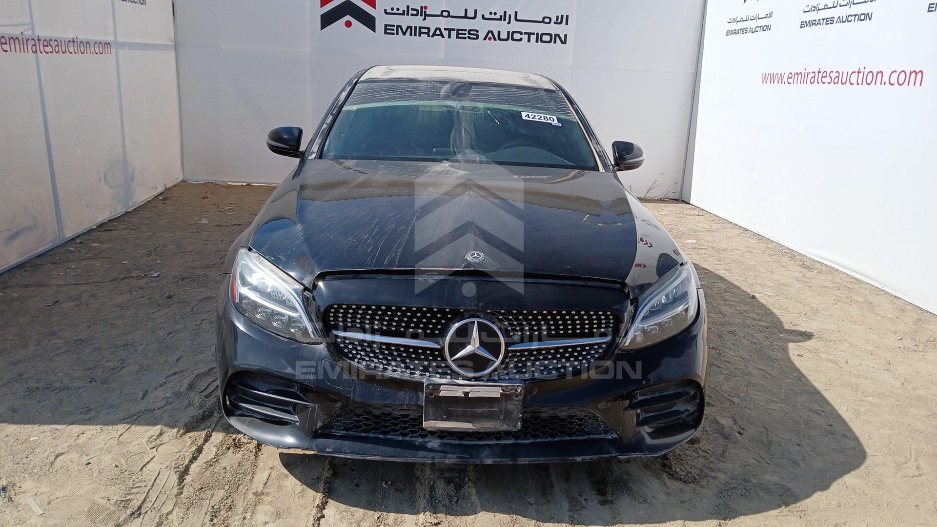 2019 MERCEDES C 300 VIN: 55SWF8DB6KU298088