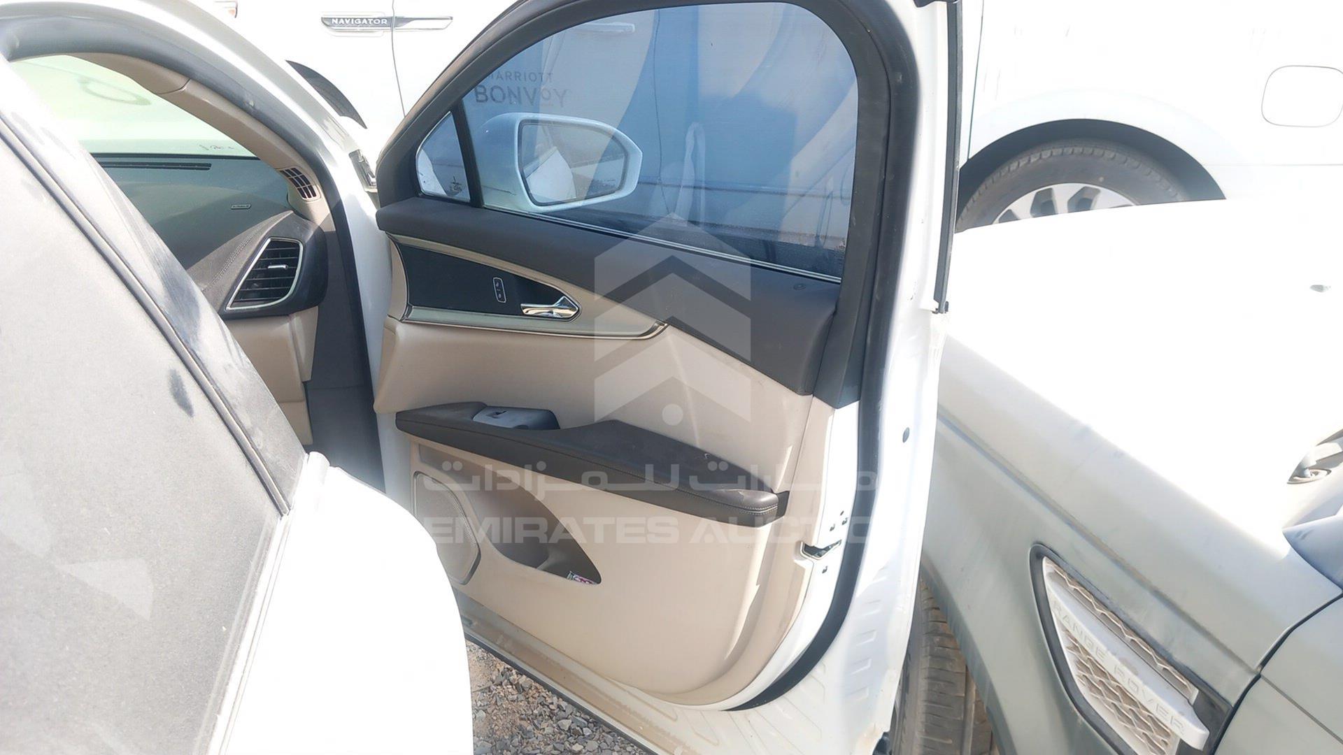 2020 LINCOLN NAUTILUS VIN: 2LMPJ8J99LBL05717
