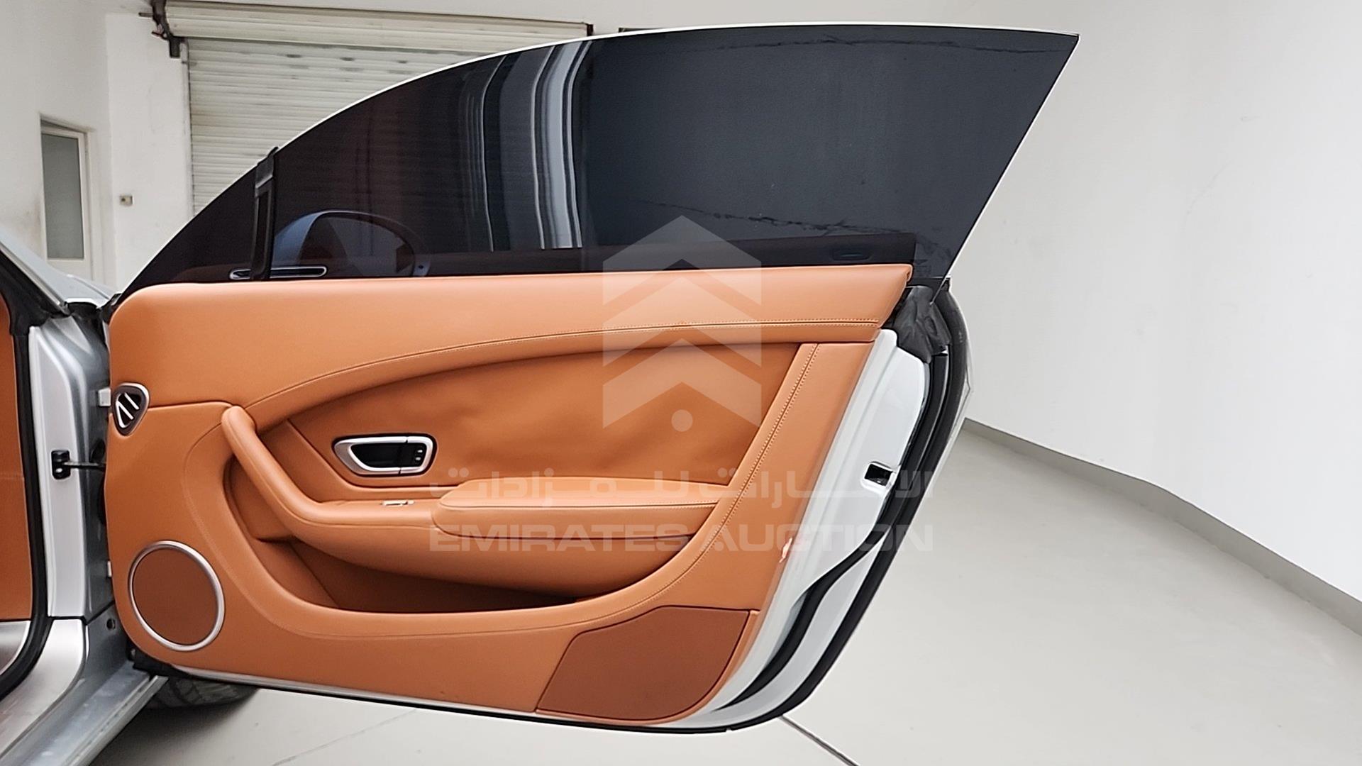 2013 BENTLEY CONTINENTAL VIN: SCBFN63W8DC086650