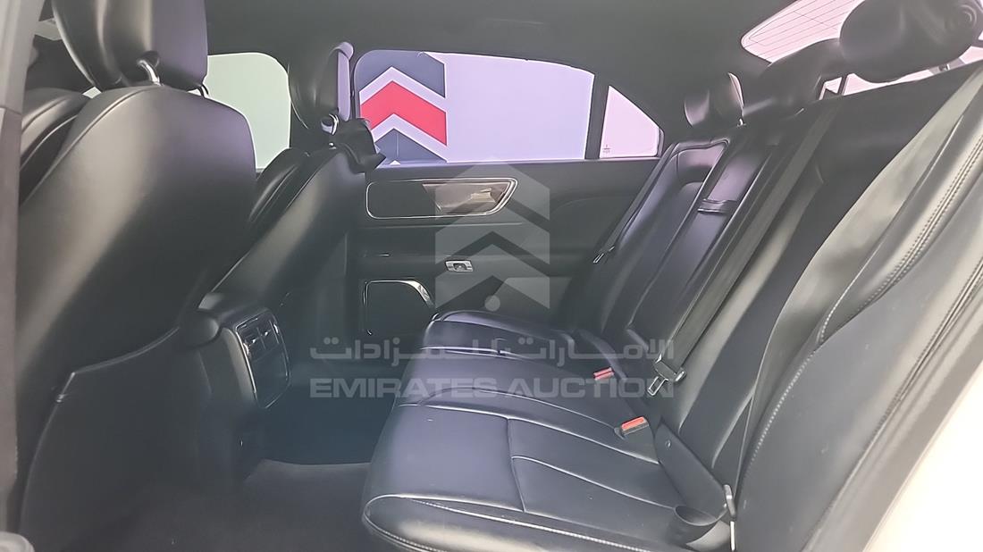 لينكولن Continental 2017 — زاوية الراكب الخلفي اليسرى — صورة 24