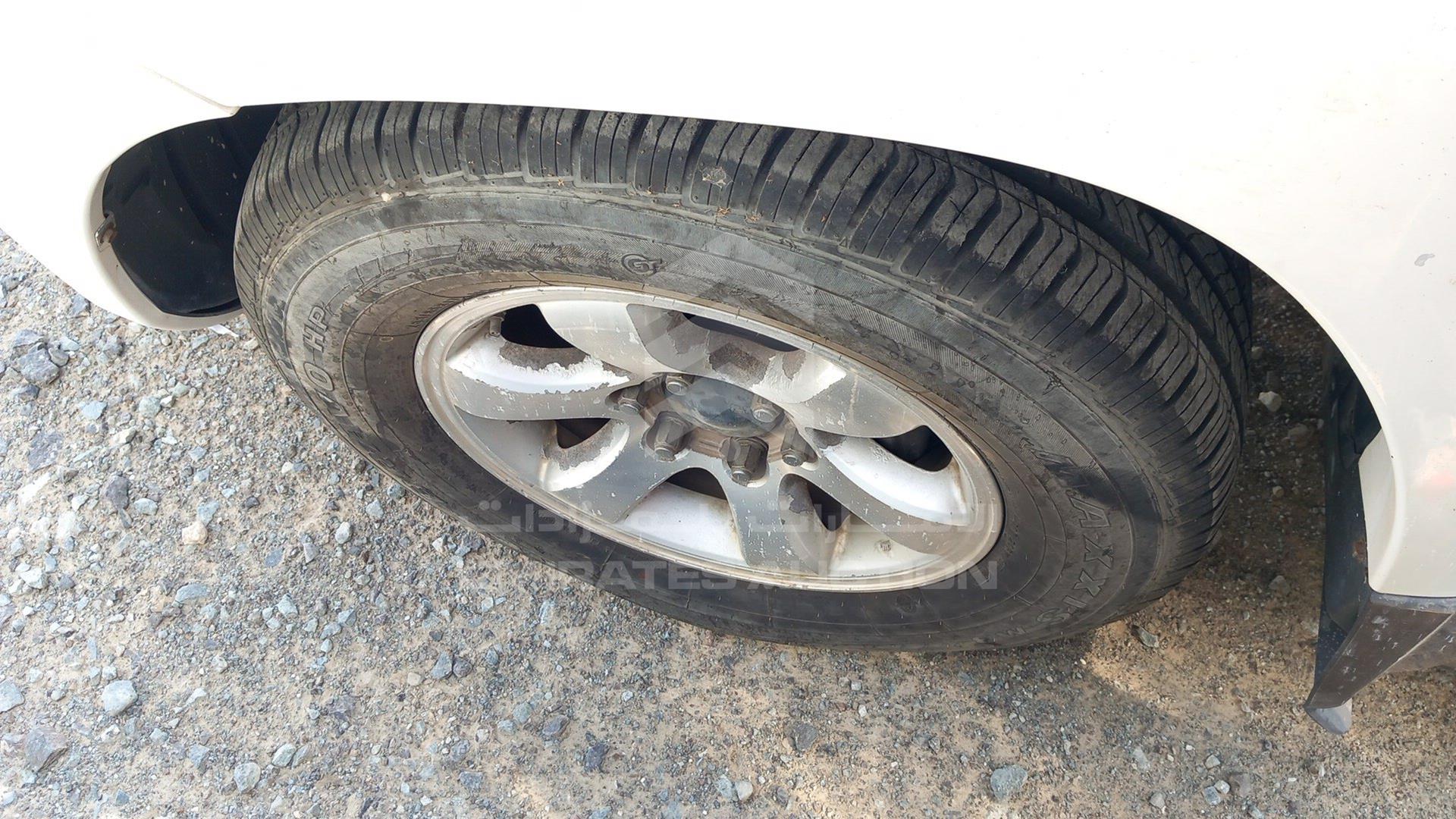 2008 TOYOTA PRADO VIN: JTEBU25J985118939