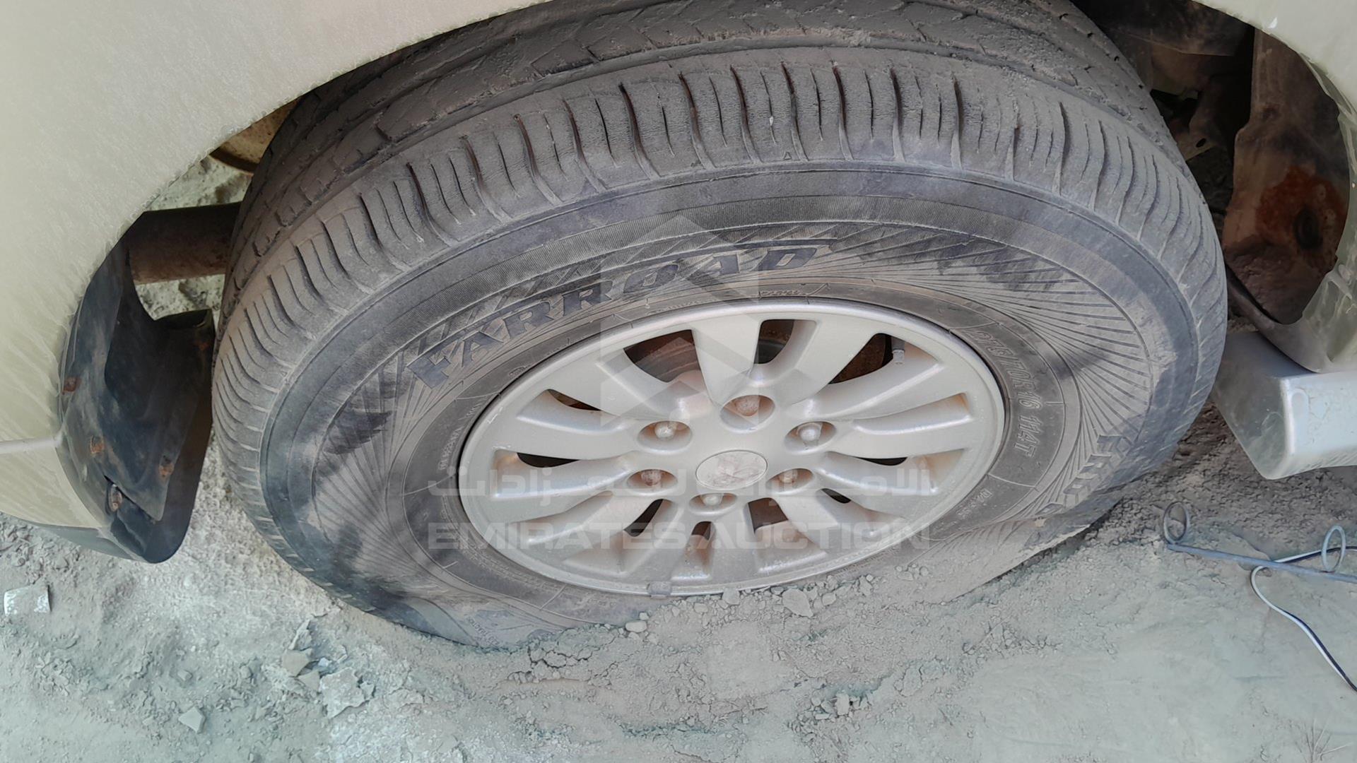 2010 MITSUBISHI PAJERO VIN: JMYMRV85WAJ701504