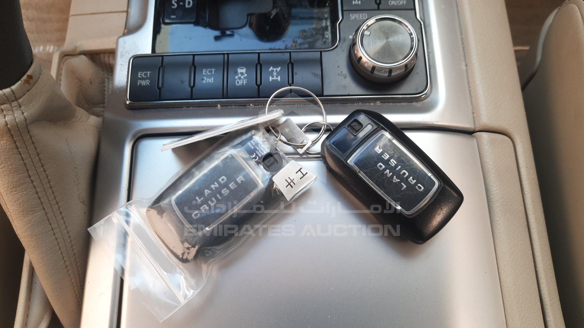 2018 TOYOTA LAND CRUISER VIN: JTMHU01J1J5143686