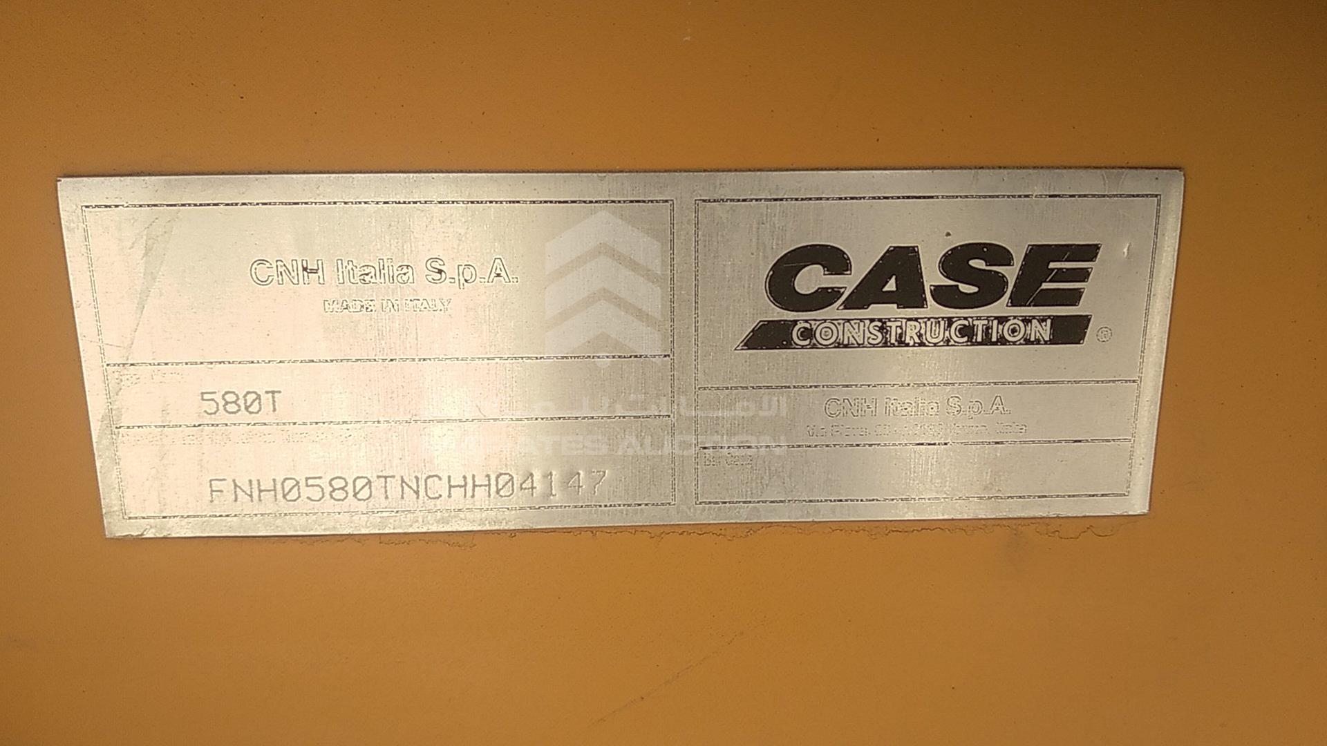 2013 CASE 580 T VIN: FNH0580TNCHH04147