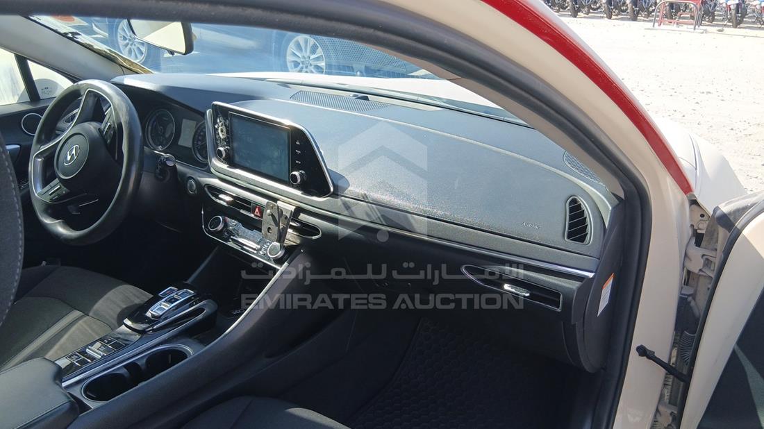 2021 Hyundai Sonata Hybrid — Front Right Passenger Dashboard View — Photo 26