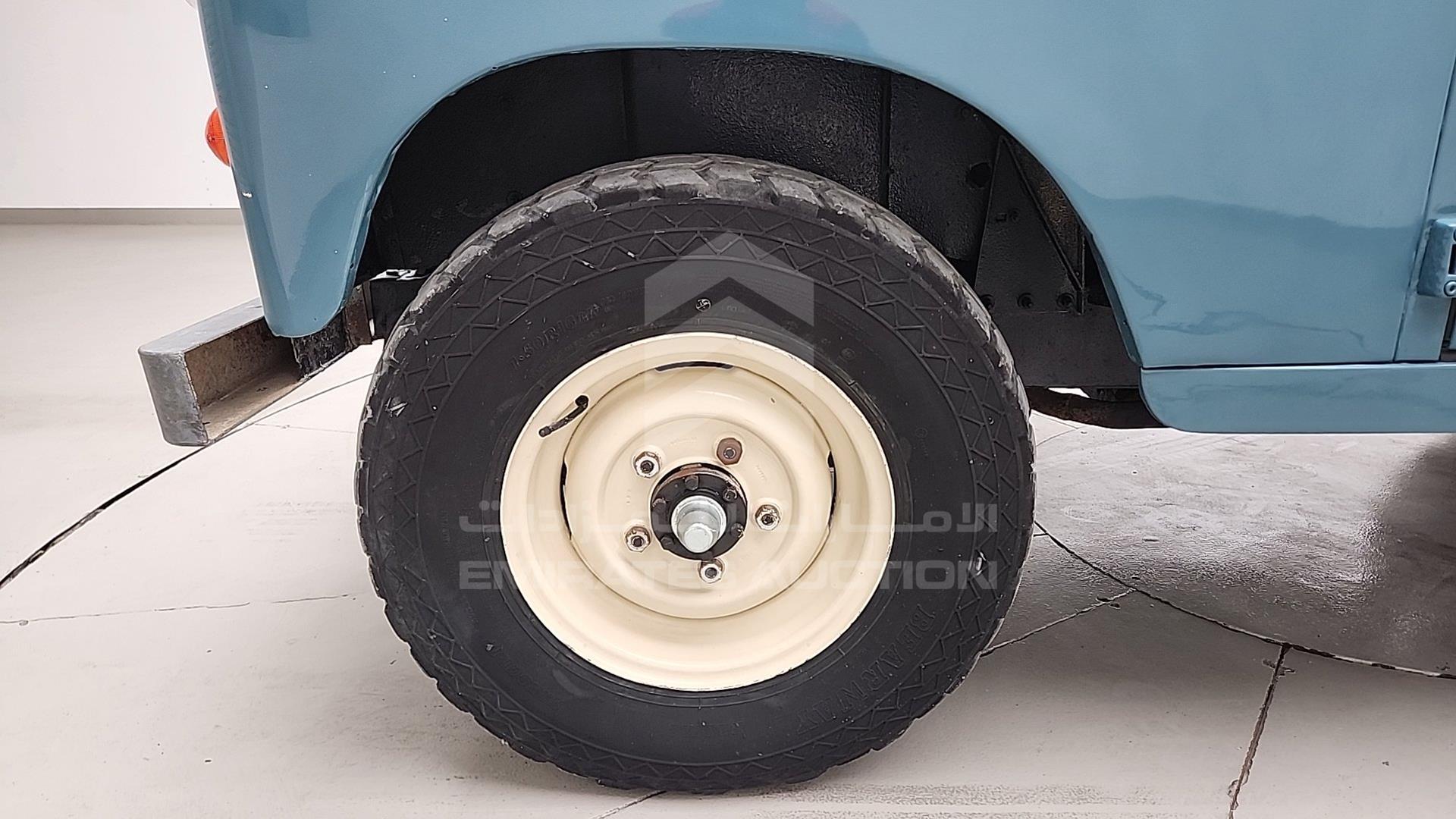 1985 LAND ROVER DEFENDER VIN: 565908