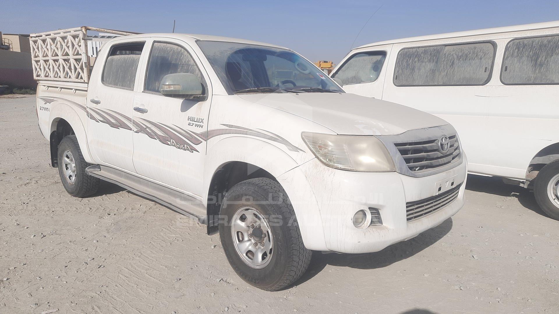 2014 TOYOTA HILUX VIN: MR0FX22G5E1111738