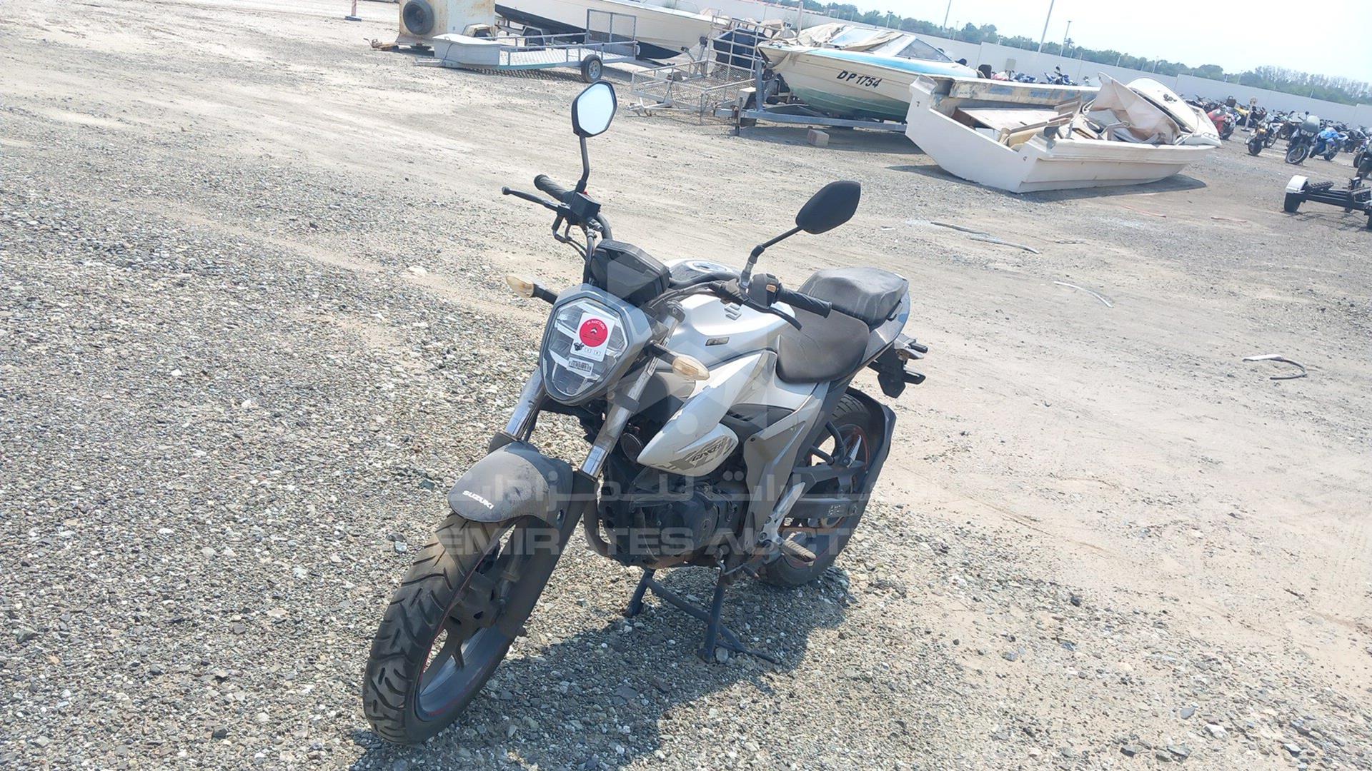 2020 SUZUKI GIXXER VIN: MB8ED13B6L8100164