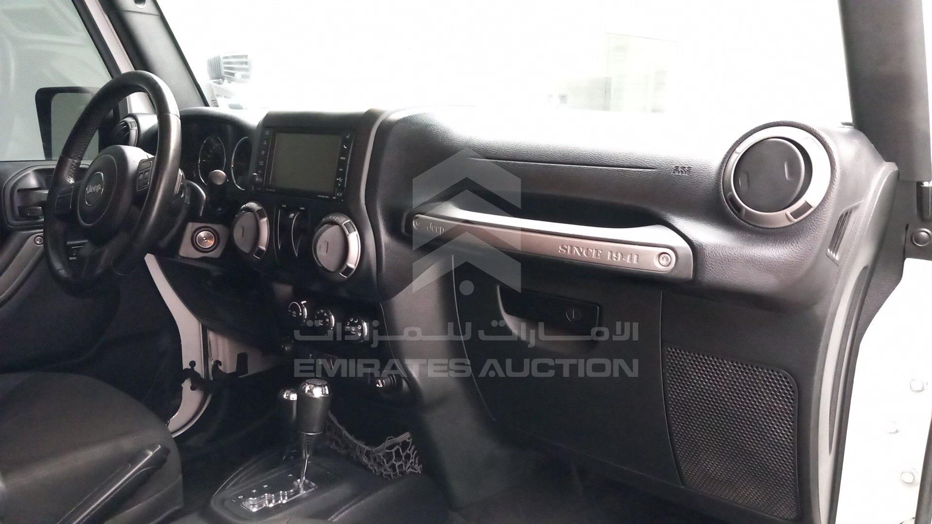 2016 JEEP WRANGLER / VIN: 1C4BJWAGXGL165244