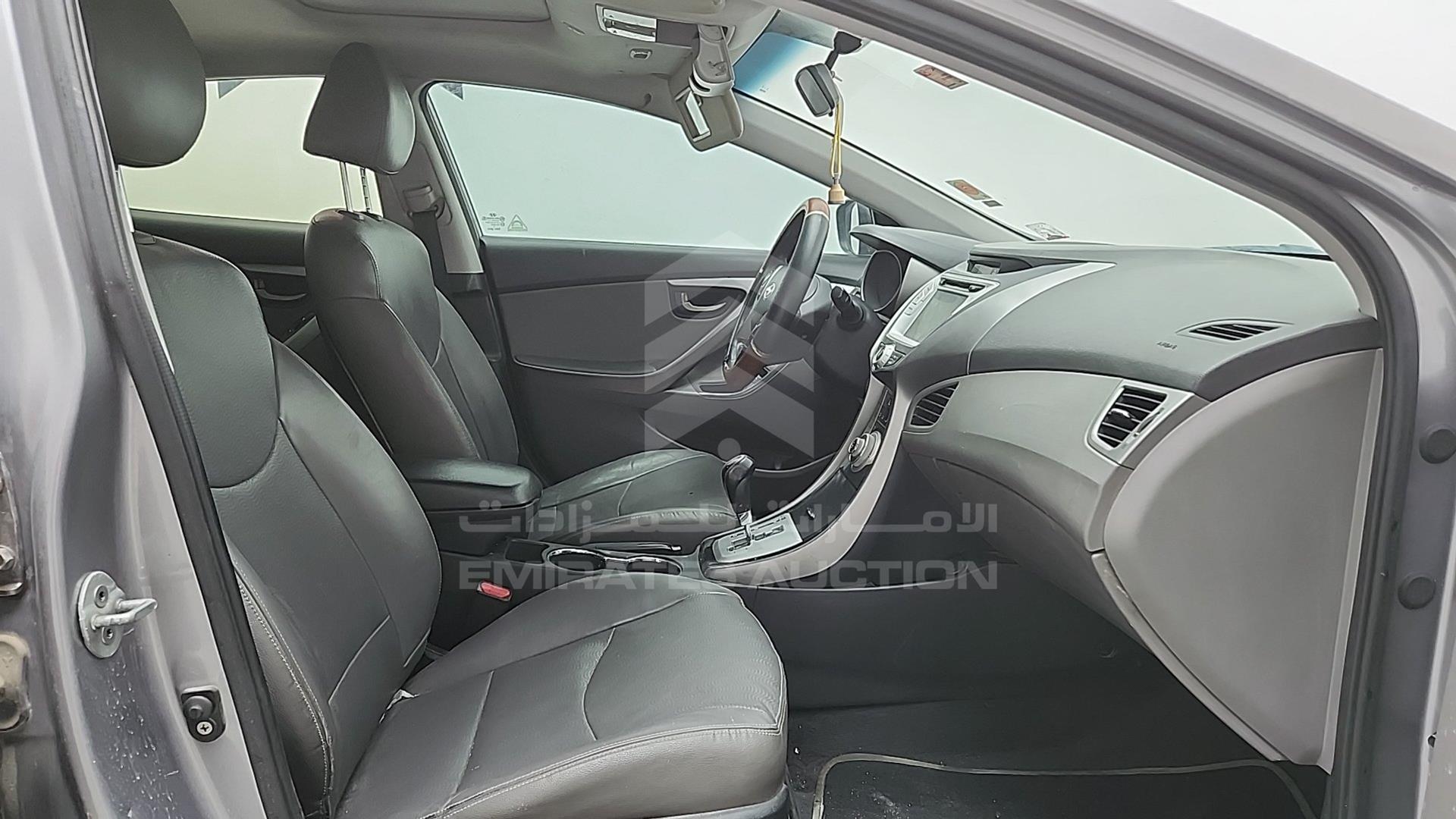 2011 HYUNDAI ELANTRA VIN: KMHDH4AE2BU081960