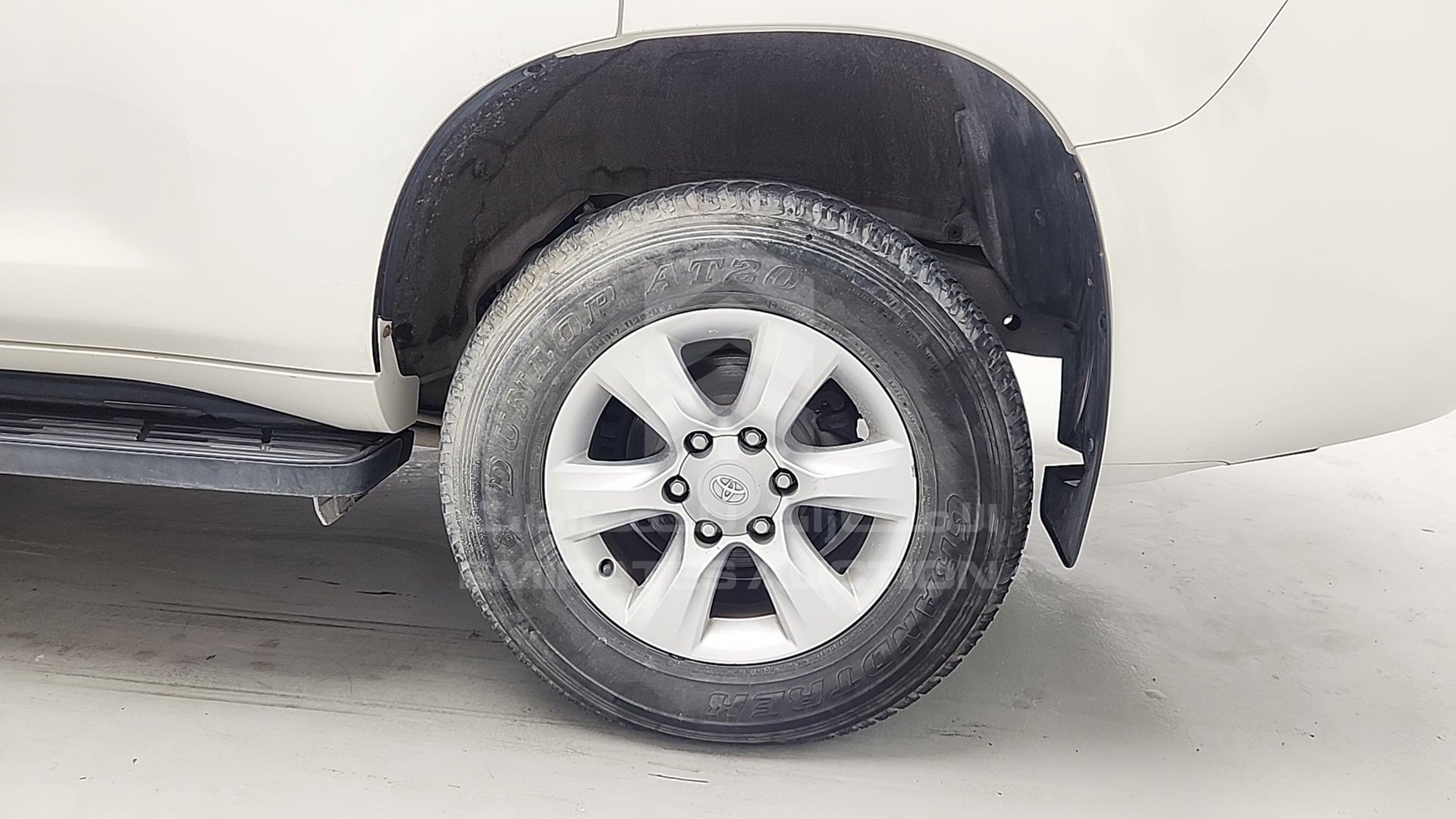 2011 TOYOTA PRADO VIN: JTEBX9FJXB5015146