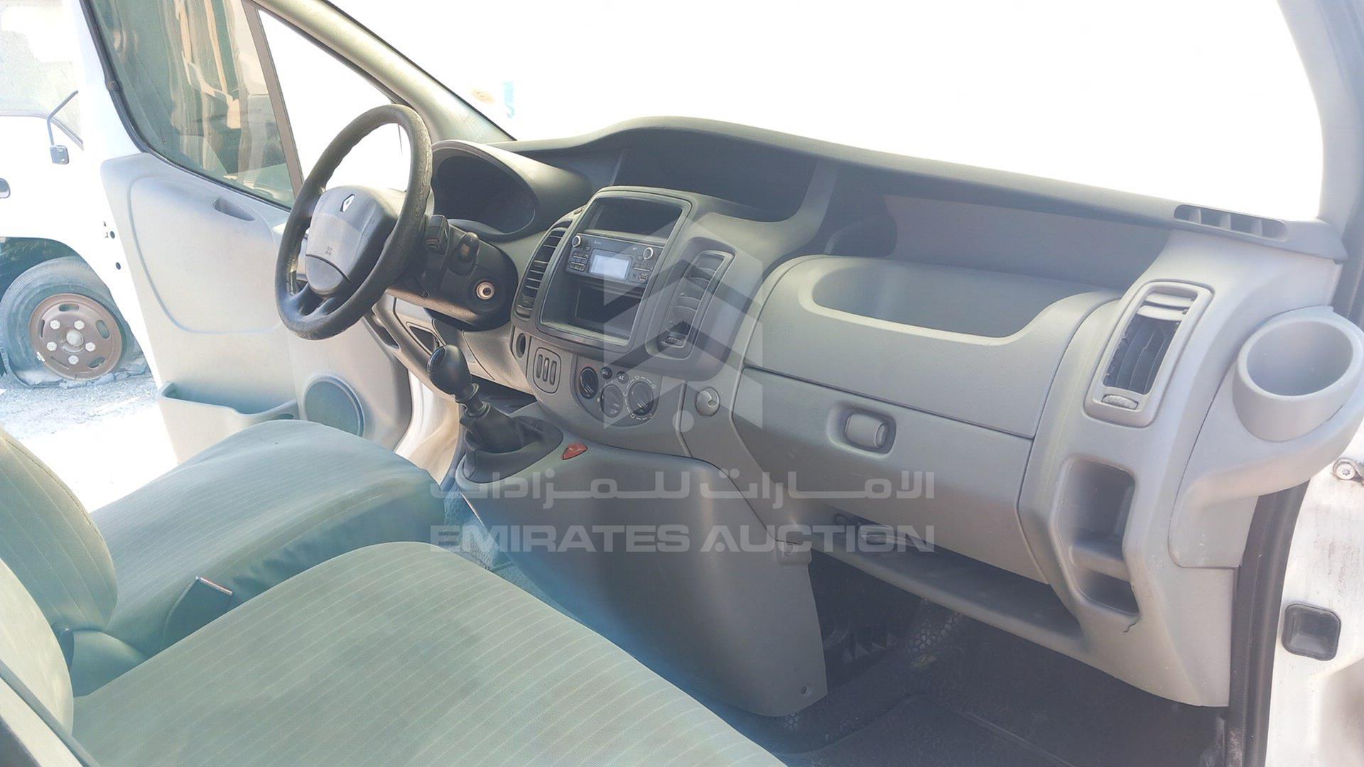 2015 RENAULT TRAFIC VIN: VF1GFAB16FY782676