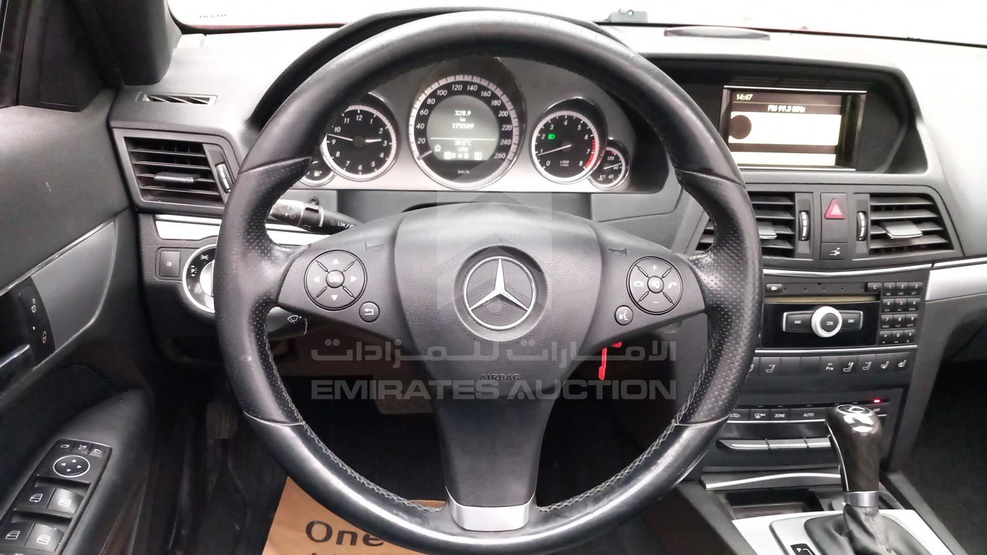 2011 MERCEDES E200 VIN: WDD2074481F114665