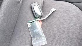 2024 Toyota Camry — Keys — Photo 4 — Thumbnail