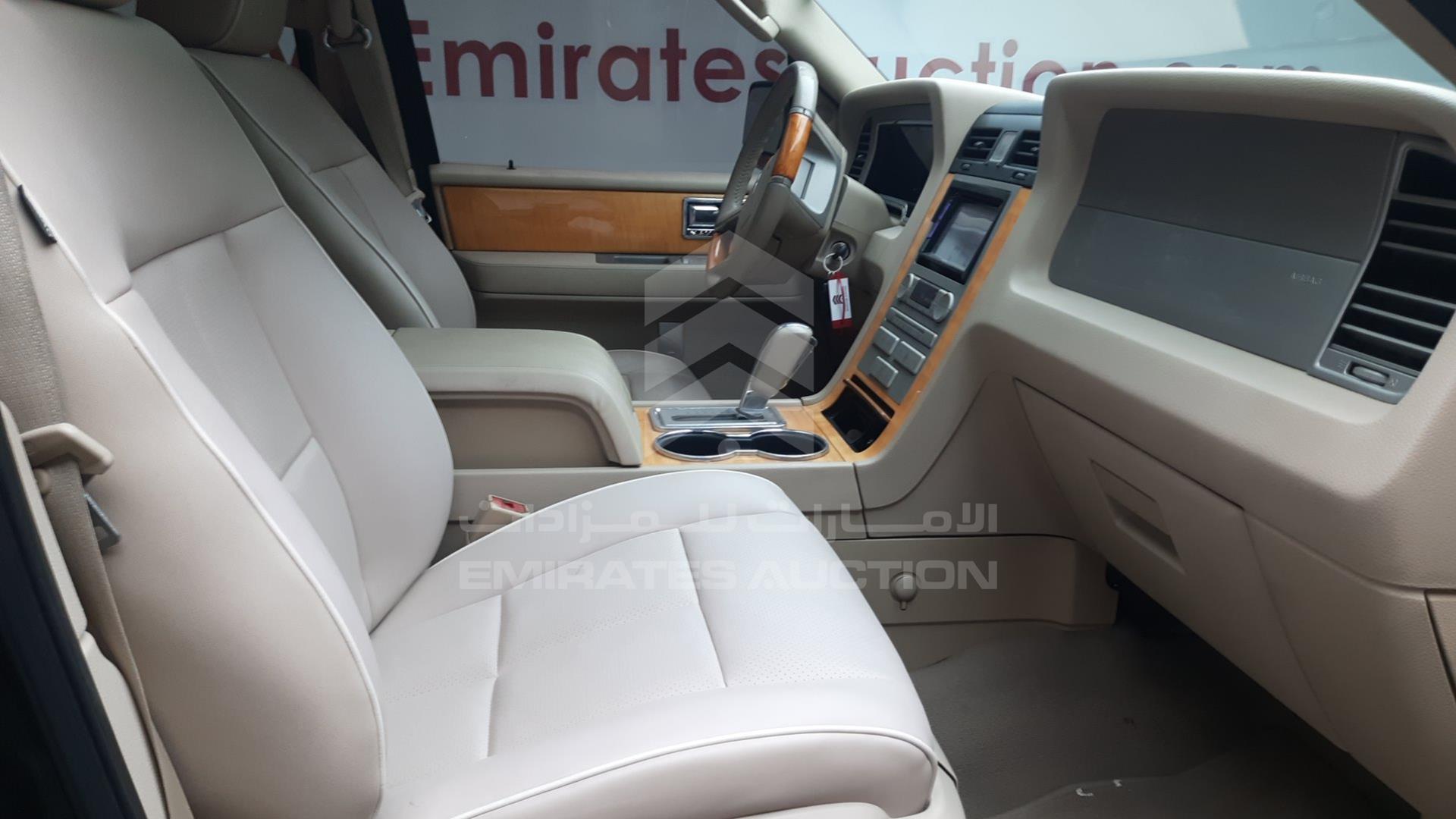 2007 LINCOLN NAVIGATOR VIN: 5LMFU28527LJ23911