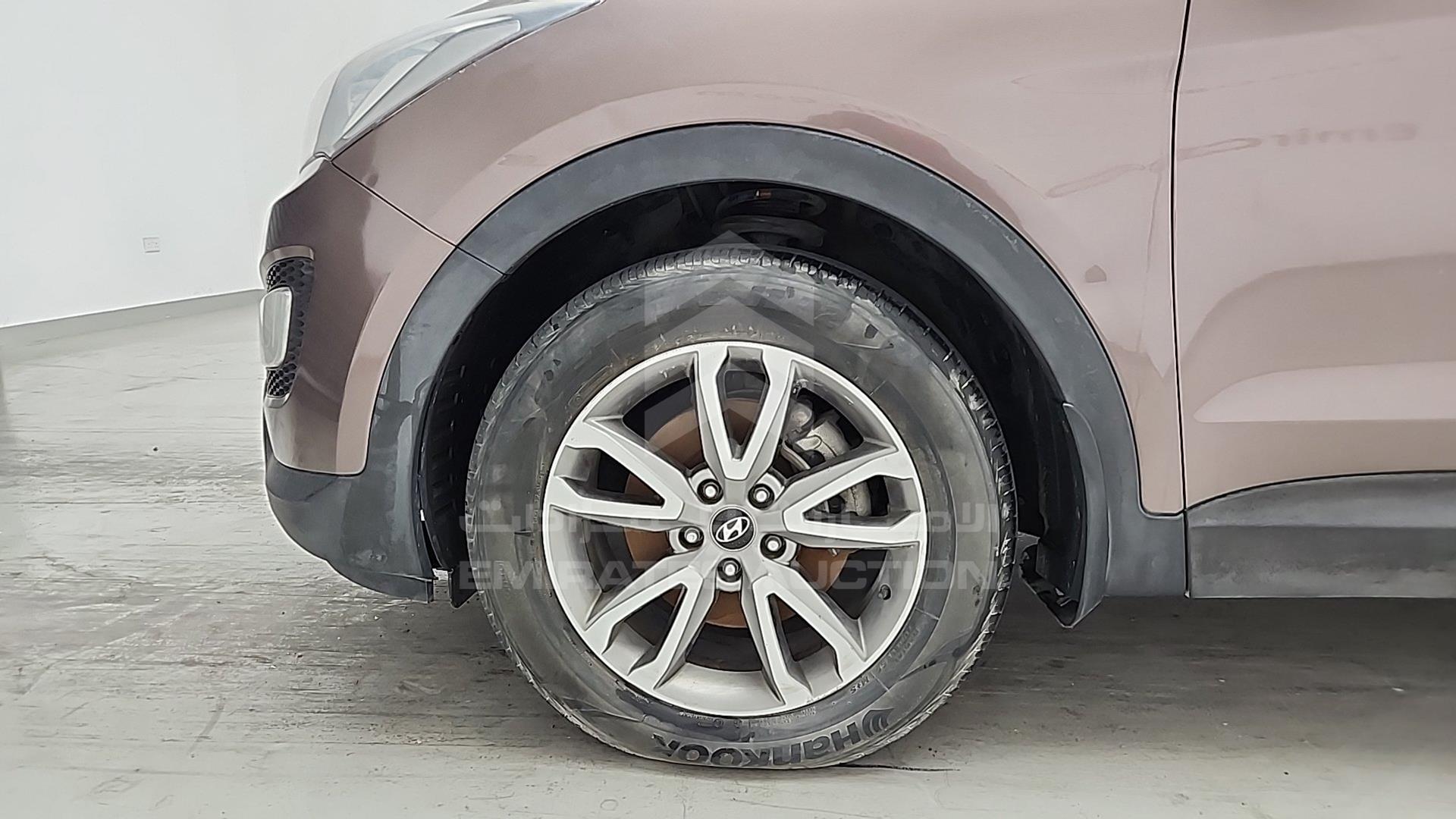 2014 HYUNDAI SANTA FE VIN: KMHST81CXEU154024