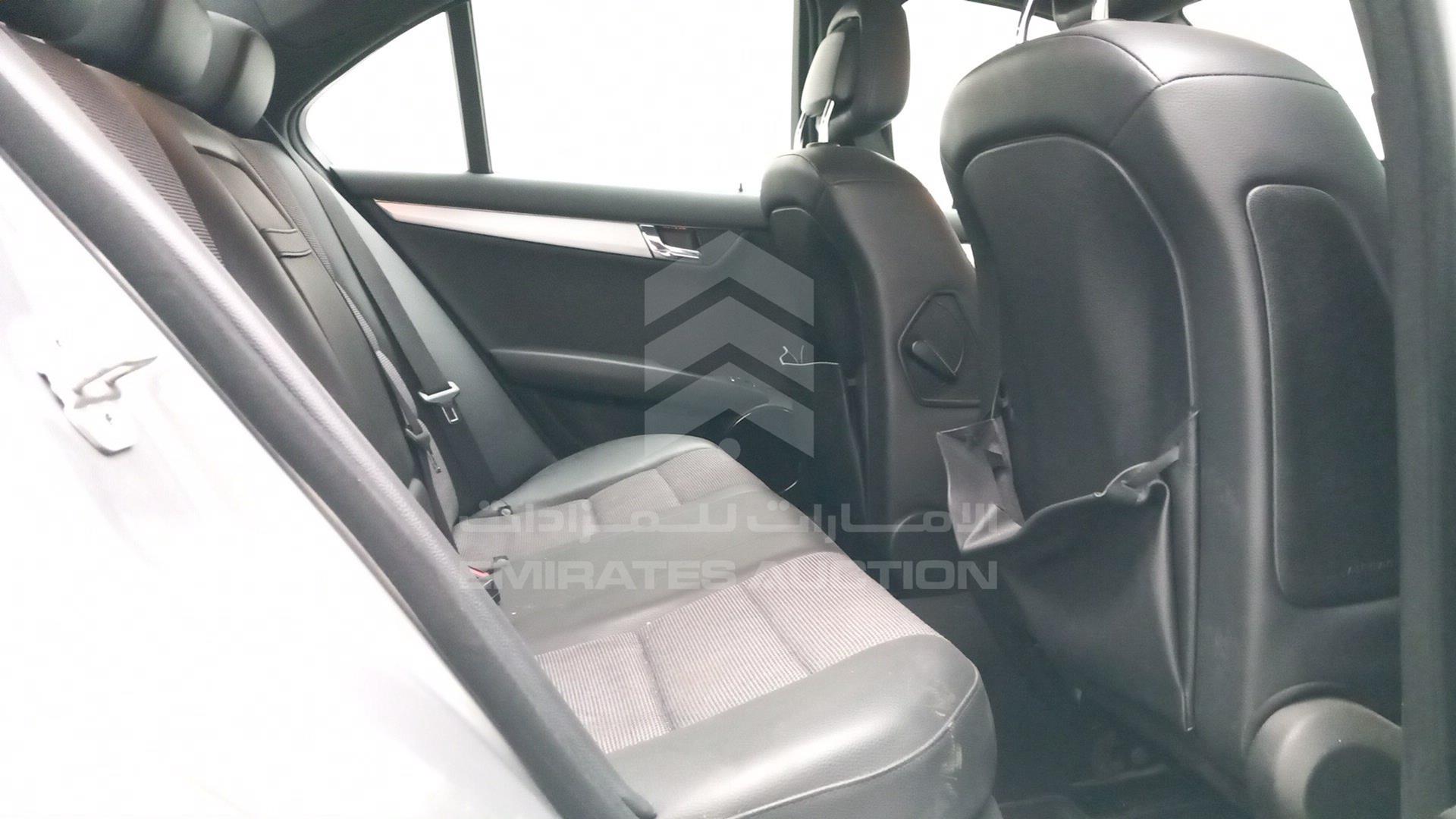 2011 MERCEDES C200 VIN: WDDGF4JB0BF586306