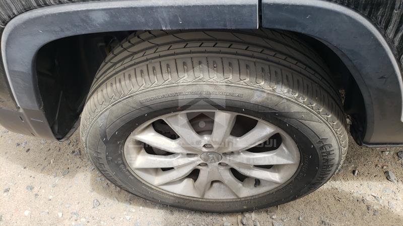 VIN: 1C4PJMDS5EW278931 Auction: EmiratesAuction Lot: 406573 VIN: 1C4PJMDS5EW278931 Jeep Cherokee 2014 BLACK Photo 33
