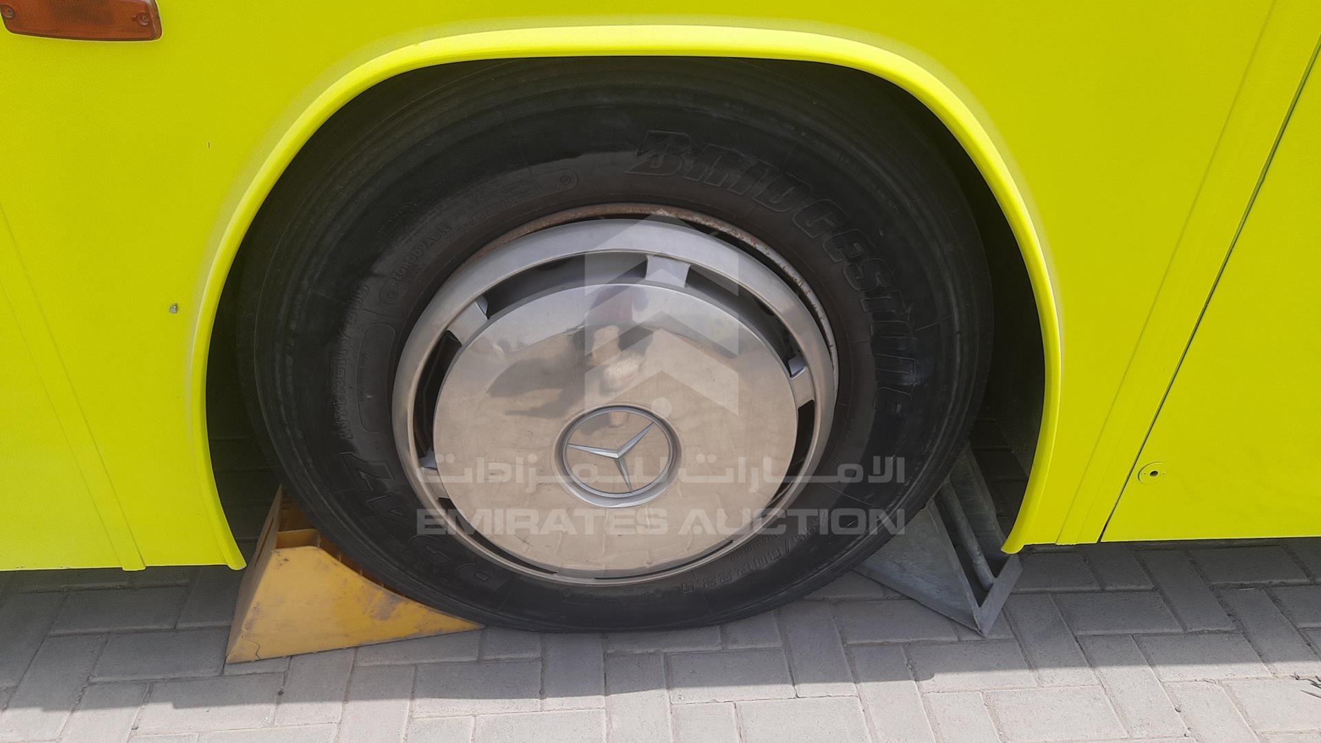 0 MERCEDES BUS VIN: 9BM3820857B515843