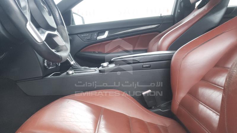 WDDGJ7HB7DG056594 Auction: EmiratesAuction Lot: 428637 WDDGJ7HB7DG056594 Mercedes C 63 AMG 2013 WHITE Photo 15