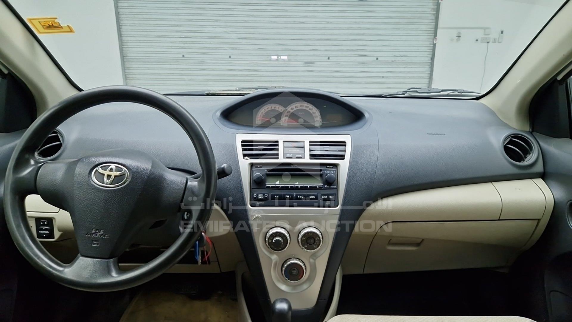 2008 TOYOTA YARIS VIN: JTDBW923884016907